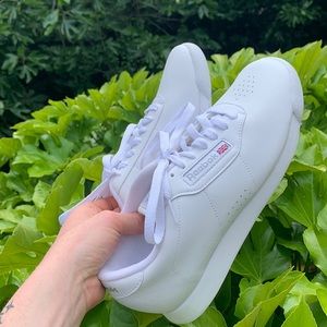 Dead Stock Reebok Classic Leather Sneakers